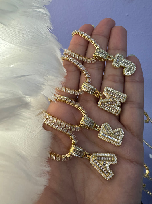 OFERTA : 2X1 (selecciona 2 iniciales)incluye las cadenas