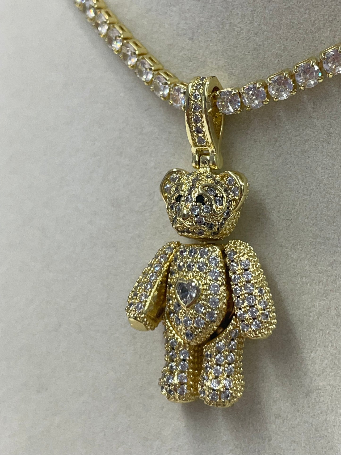 Osos con cadenas
