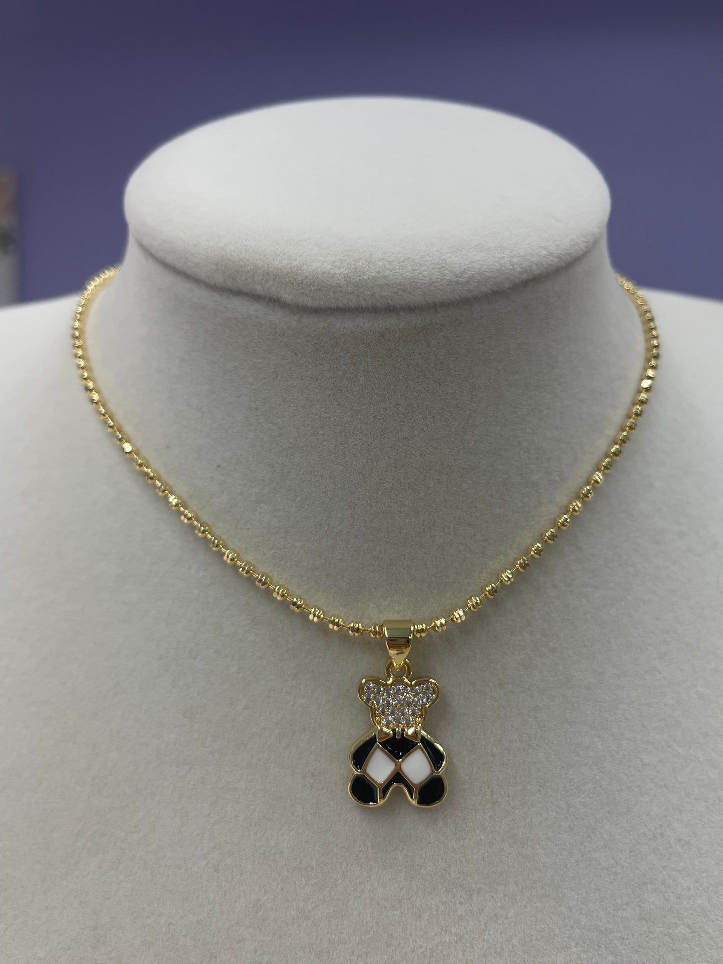 Osos con cadenas