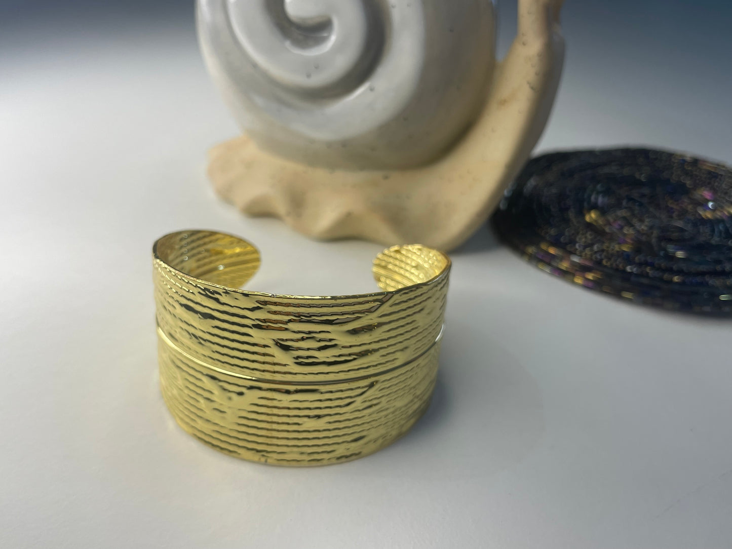 Cuff un Gold