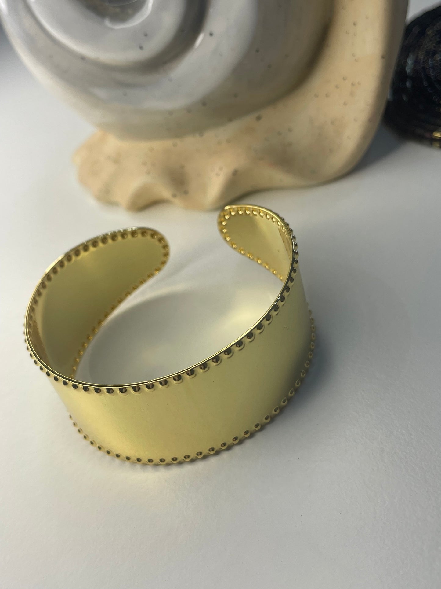 Cuff un Gold