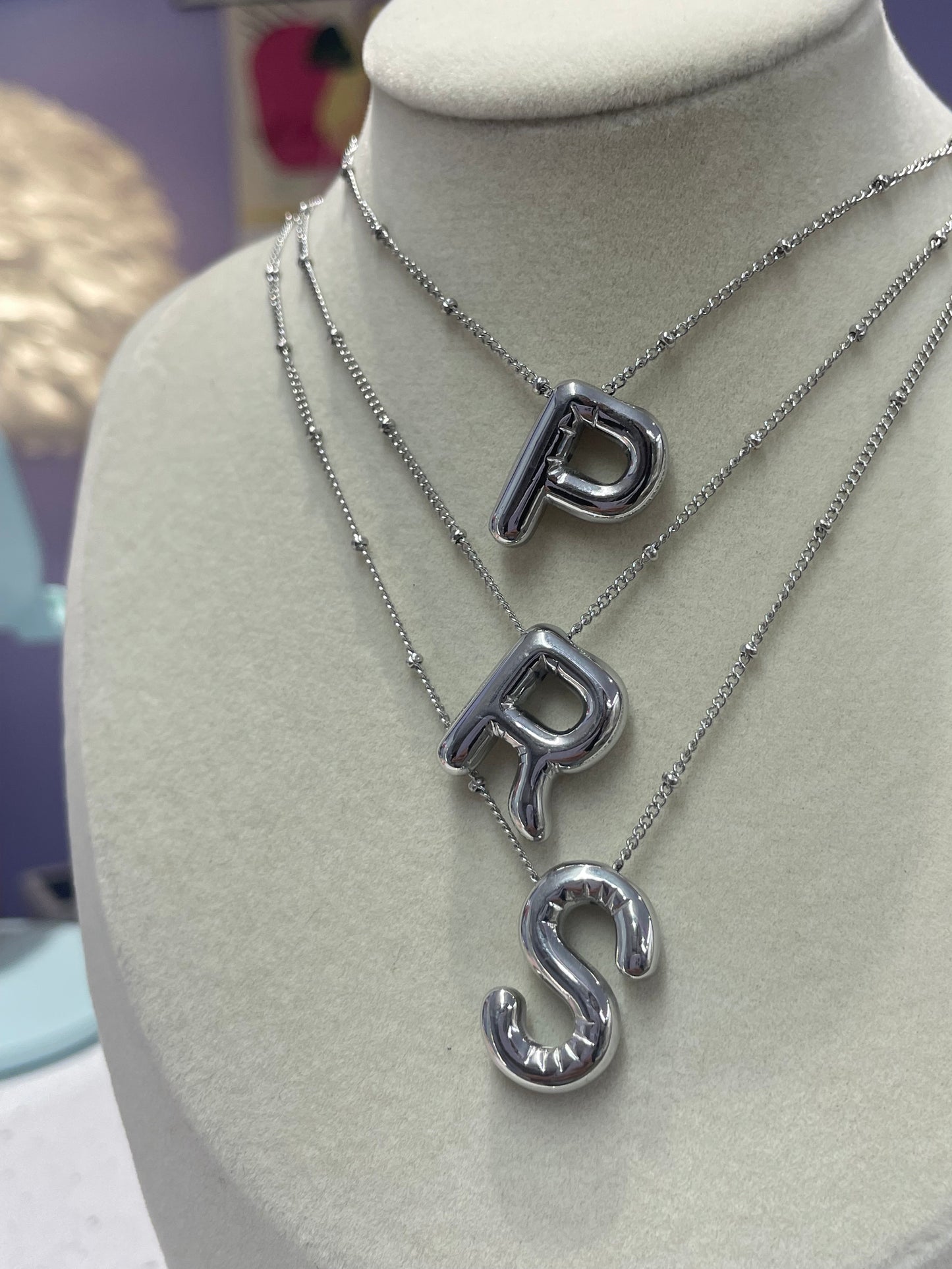 INICIAL SILVER BUBBLES