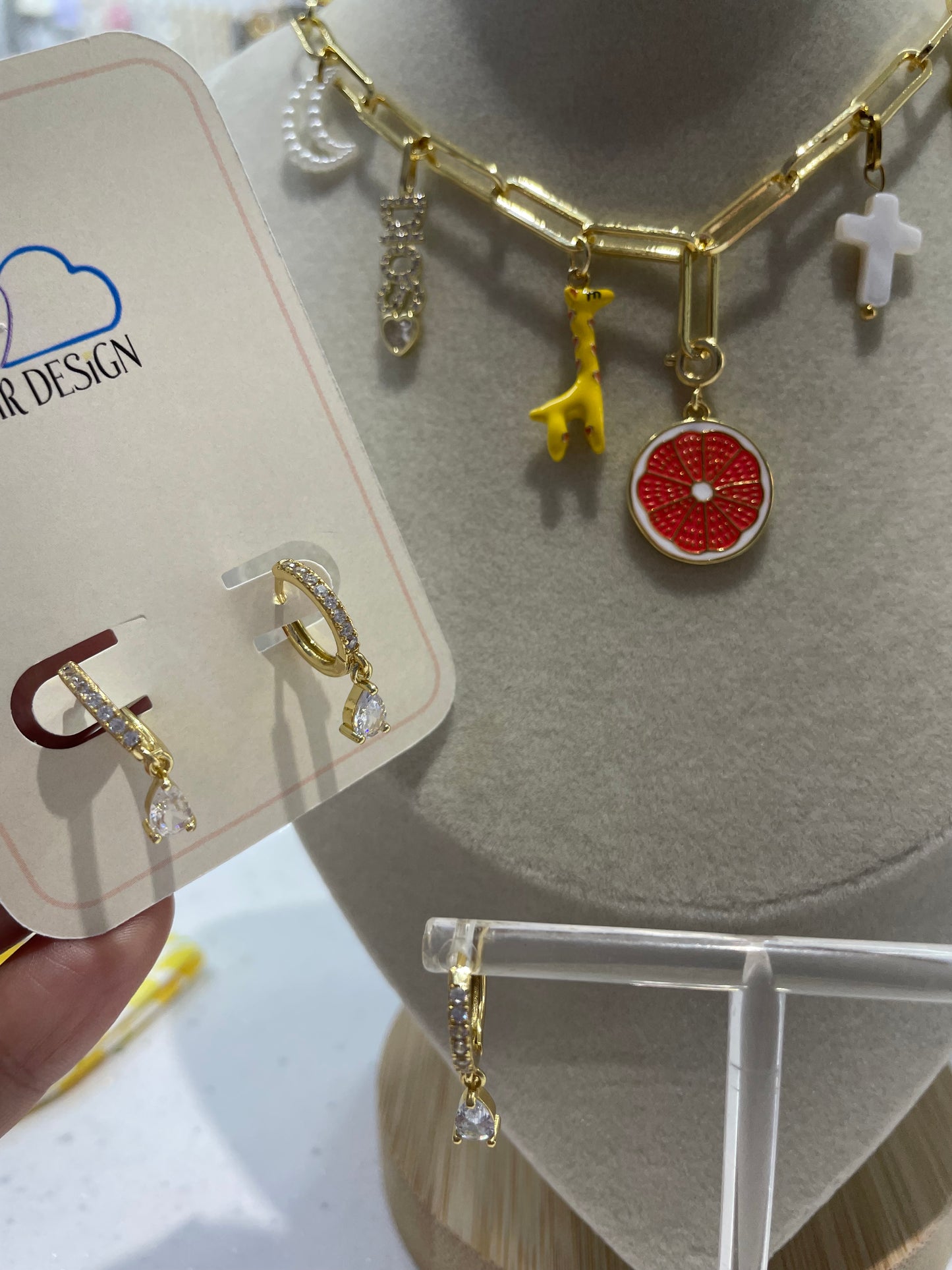 ARGOLLA LAGRIMA ZIRCONIA