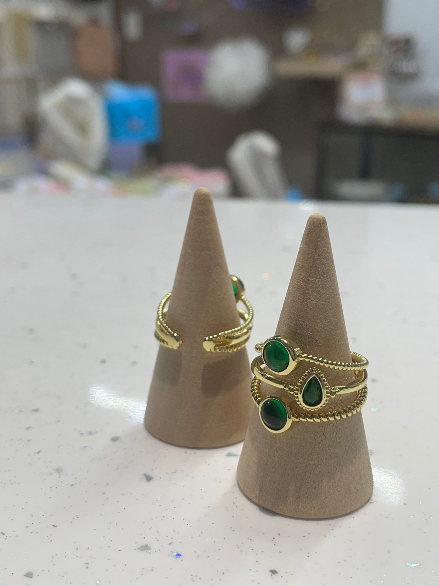 TRIPLE ESMERALDA ANILLO