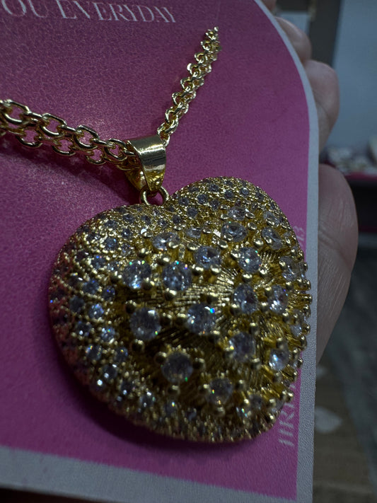 Corazon oro con zirconia