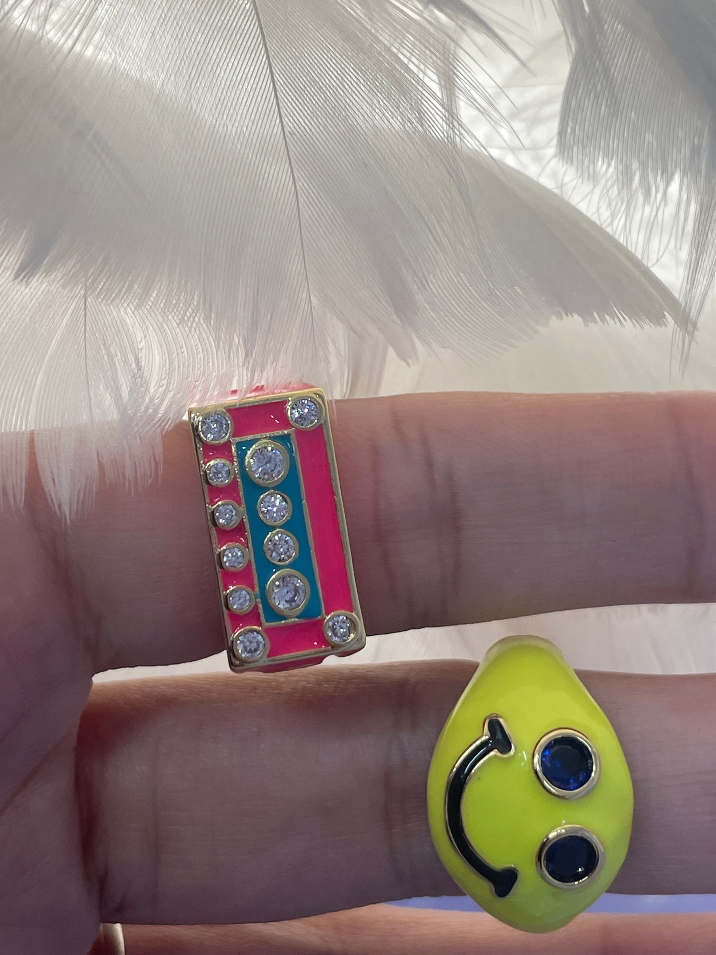 Radio 📻 Vintage Ring