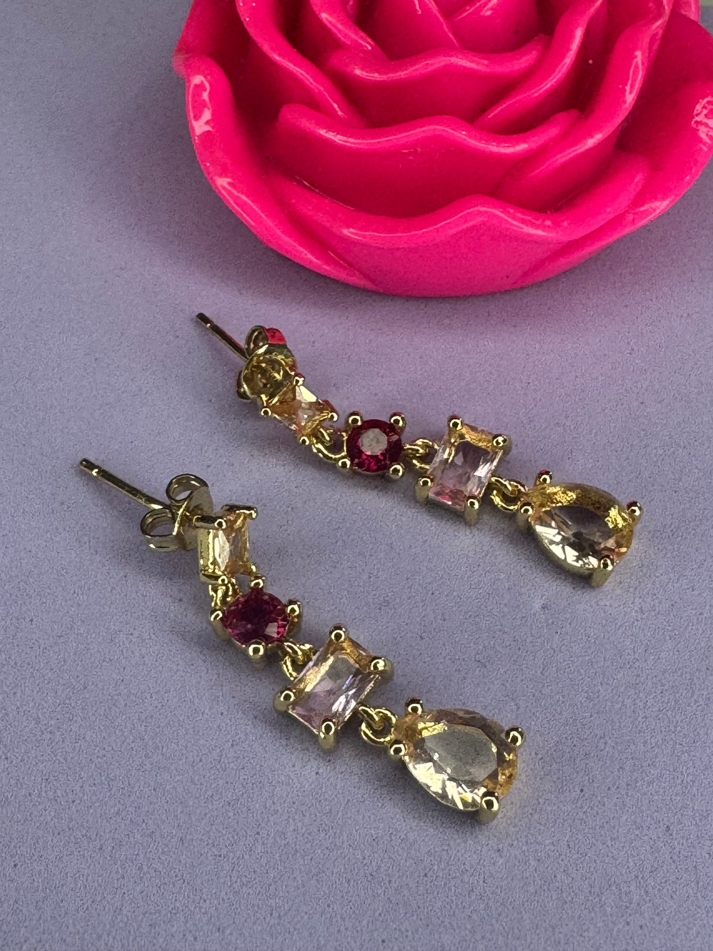 Lagrimas rosadas arete