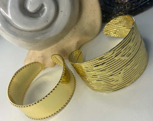 Cuff un Gold